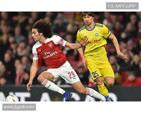 赛后分析：上海足球队与西安足球队的实力对决与战术较量